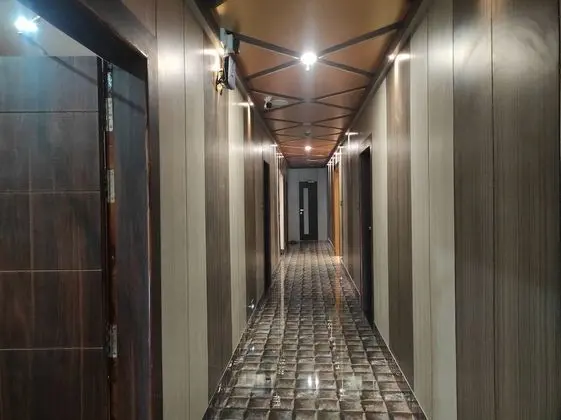 Hotel Aavas Inn - Lobi