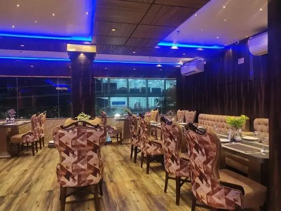 Hotel Aavas Inn - Yerinde Yemek