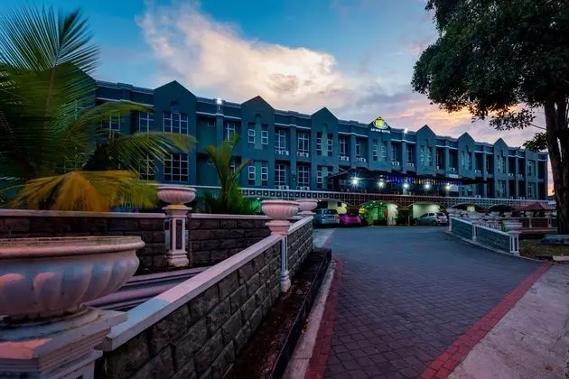 AB INN HOTEL