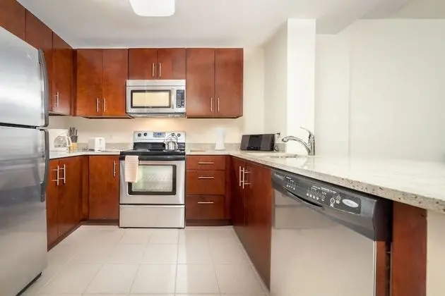ABA Furnished Apartments Monaco - Mutfak