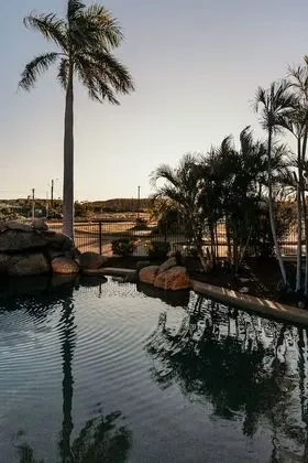 Abacus Motel - Havuz