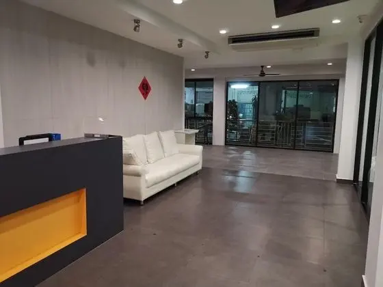 Abani Jomtien Inn - Lobi