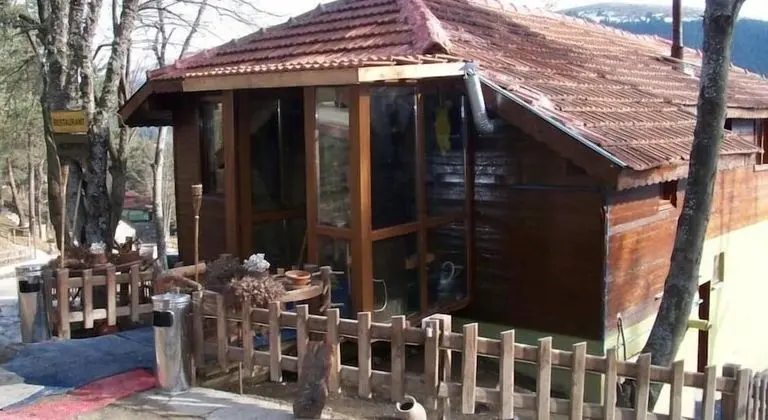 Abant Gol Evleri - Dış Mekan