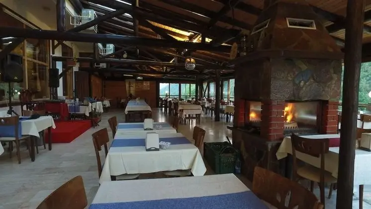 Abant Kartal Yuvası Hotel - Yerinde Yemek