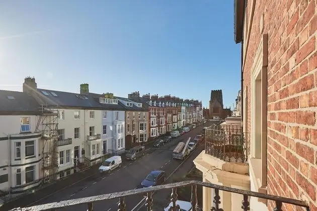 Abbey Court Apartment