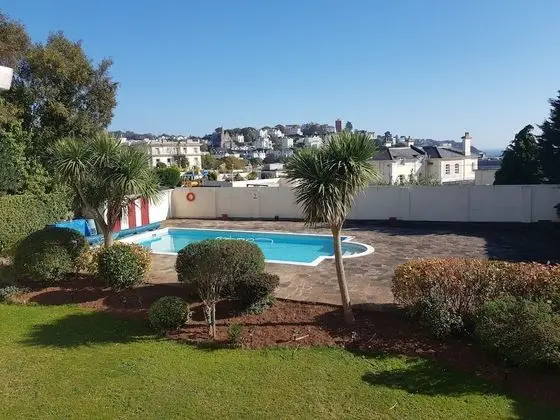 Abbey Court Hotel - Havuz