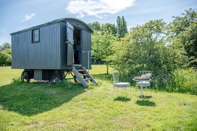 Abbey Shepherds Hut, Eye