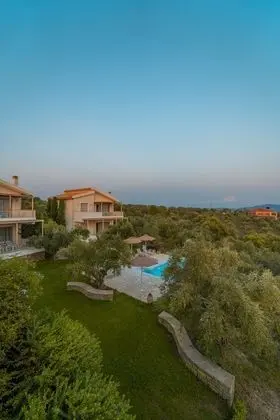 Abelia Luxurious Villas