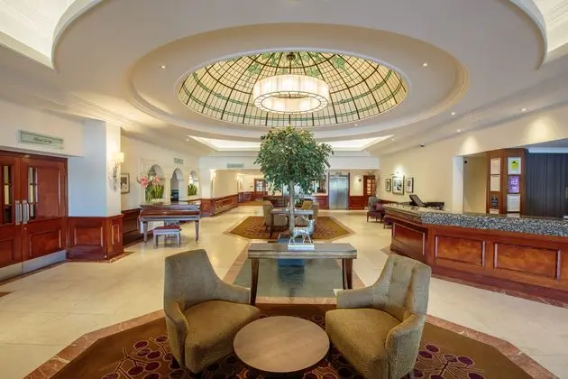 The Aberdeen Altens Hotel - Lobi