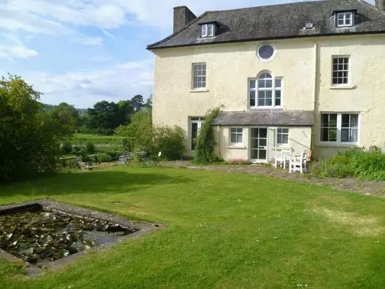 Aberllynfi Riverside Guesthouse - Dış Mekan