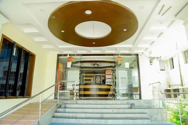 Hotel Abi Krishna - Dış Mekan