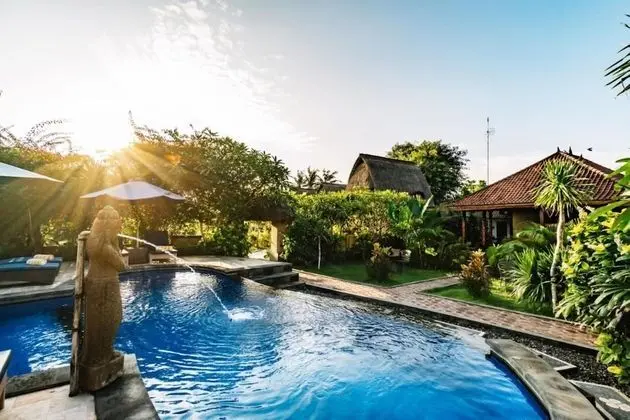 Abian Huts Lembongan - Havuz
