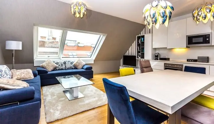 Abieshomes Serviced Apartments - Votivpark - Mutfak