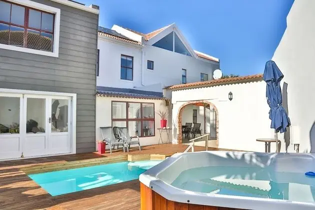 Abington Manor - Fish Hoek Guesthouse - Havuz