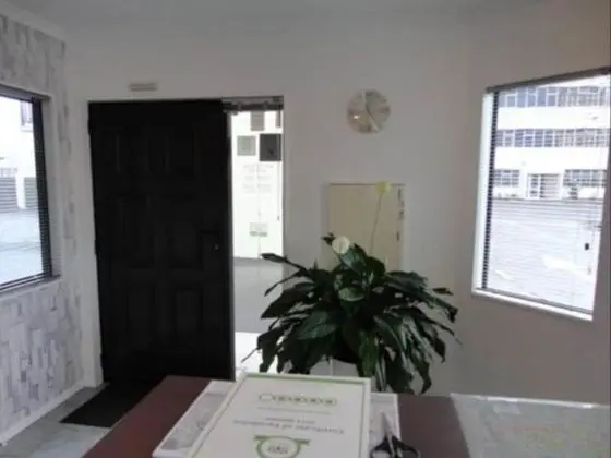 Abode on Courtenay Motor Inn - Lobi