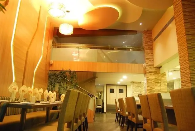 Aboo's Hotel Lucky Galaxy - Yerinde Yemek