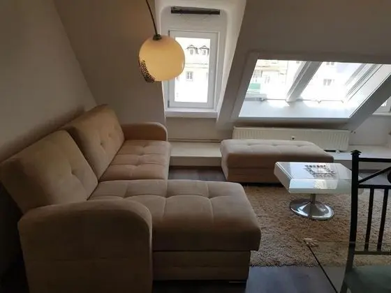 Above Ljubljanica River Apartment - Öne Çıkan Resim