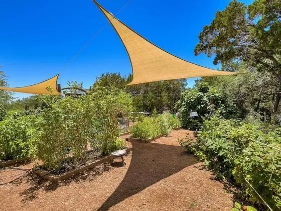The Above Luxury Ranch Estate - Oda