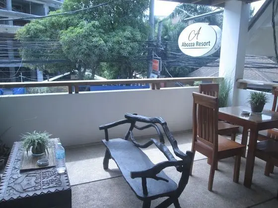 Abozza Resort