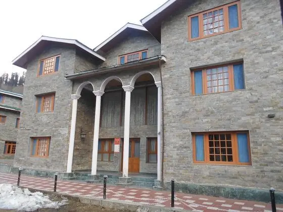 Hotel Abshar