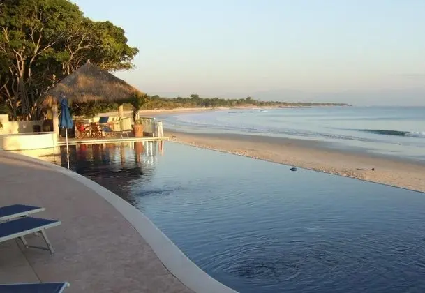 Absolute Beachfront Luxury Condo With Great Views - Plaj