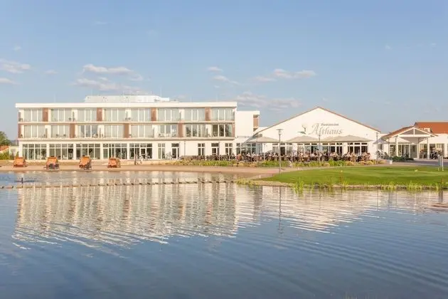 Hotel Absolute Golfresort Gernsheim - Dış Mekan