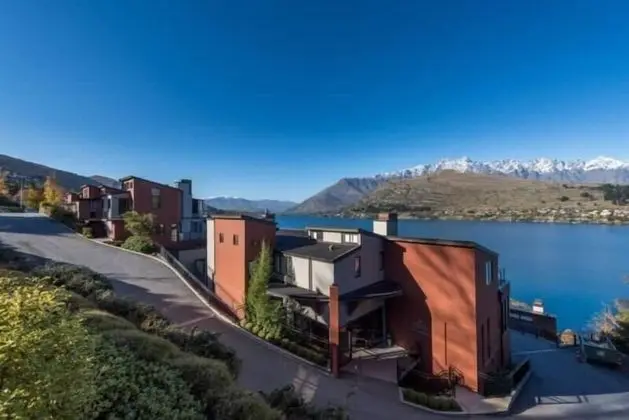 Absolute Lakefront Living 2 Bedroom - Dış Mekan