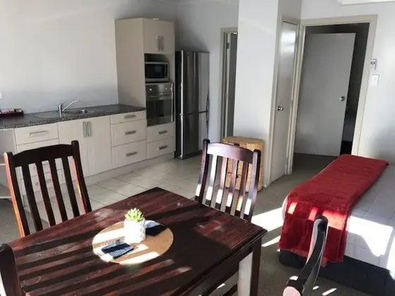 Absolute Lakeview Motel - Öne Çıkan Resim