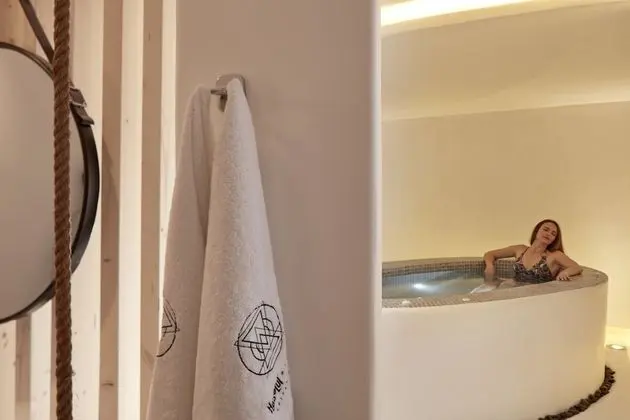 Absolute Mykonos Suites & More - Spa