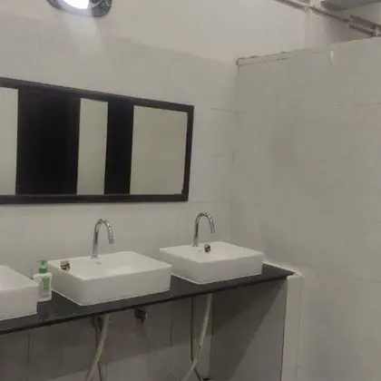 Abuzz Oxfordcaps Bannerghatta - Banyo Tipleri