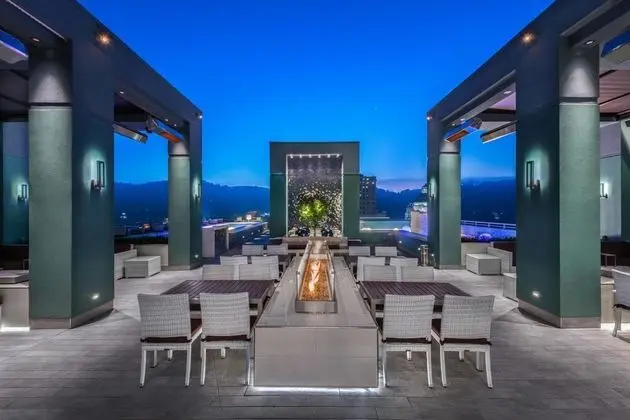 AC Hotel Asheville Downtown - Yerinde Yemek
