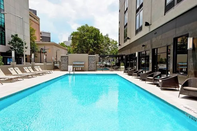 AC Hotel Atlanta Downtown - Havuz