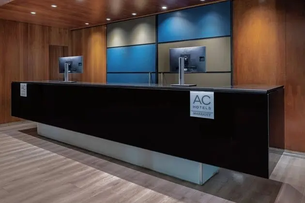 AC La Linea - Lobi