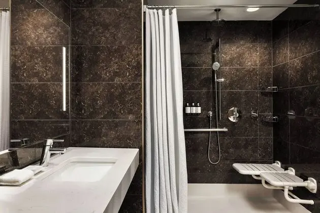 AC Hotel Madison Downtown - Genel