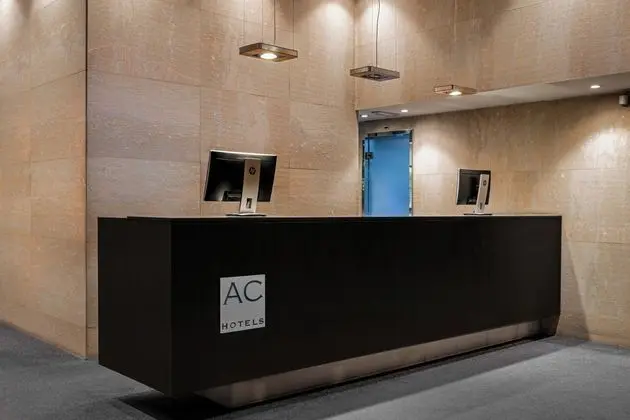 AC Madrid Los Vascos - Lobi