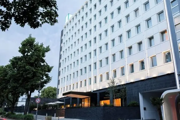 AC Hotel by Marriott Berlin Humboldthain Park - Dış Mekan