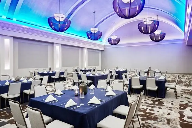 AC Hotel by Marriott Houston Downtown - Lobi