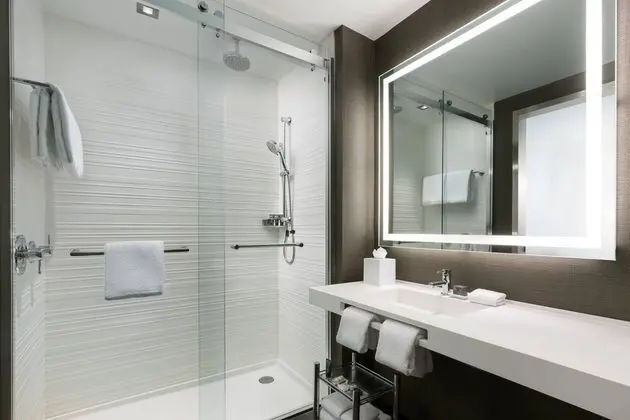 AC Hotel by Marriott Oakland Downtown - Banyo Tipleri