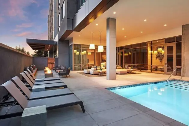 AC Hotel by Marriott San Jose Santa Clara - Havuz