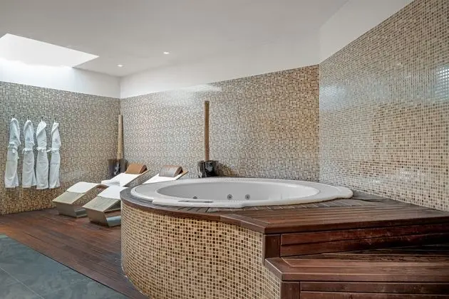 AC Hotel Palacio del Retiro Autograph Collection - Spa