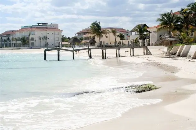 Acacia Condos - Plaj