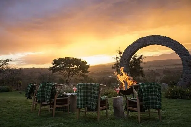 Acacia Farm Lodge