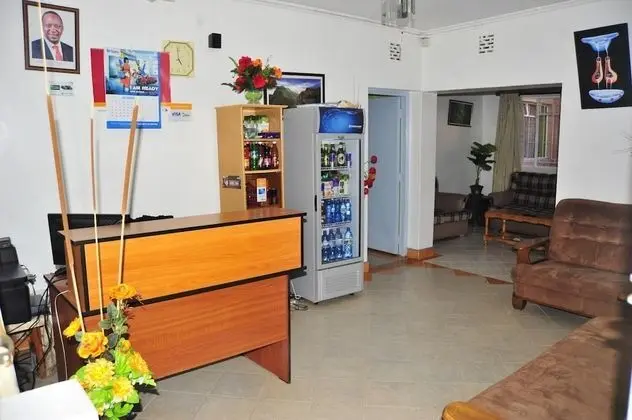 Acacia Gardens Homestay - Lobi