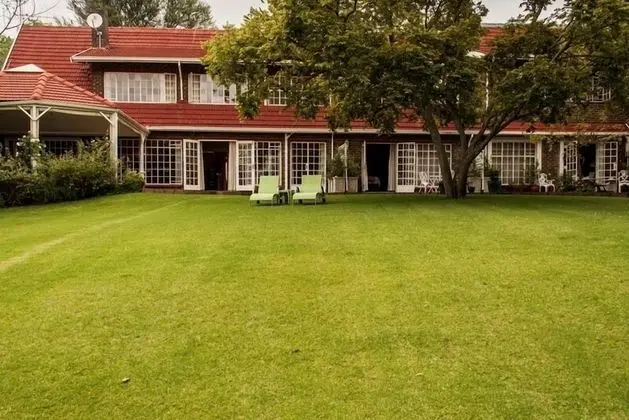 Acacia House - 1