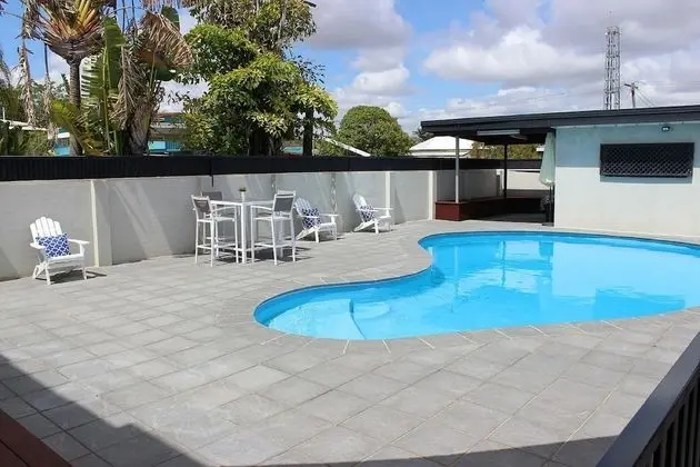 Acacia Motor Inn - Havuz