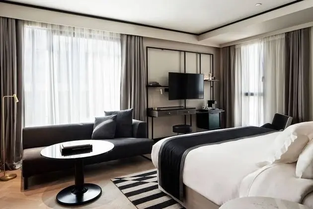 Academias Hotel, Autograph Collection