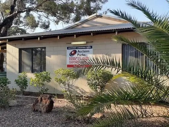 Acclaim Gateway Caravan Park - Lobi