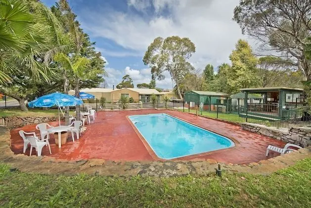 Acclaim Pine Grove Holiday Park - Havuz