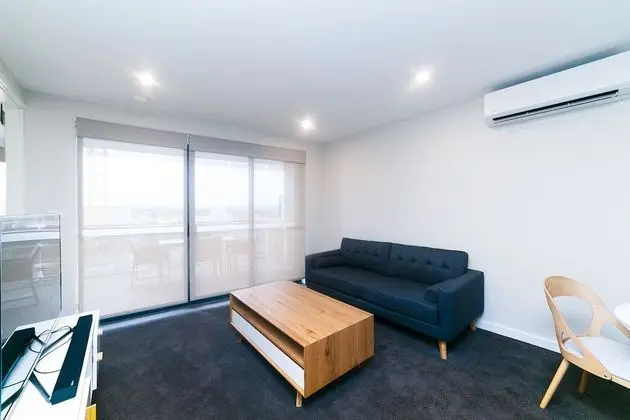 Accommodate Canberra - Indigo - Öne Çıkan Resim