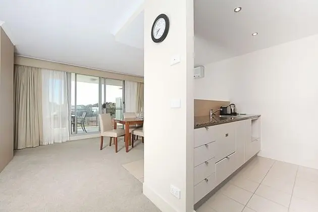 Accommodate Canberra - The Avenue - Mutfak